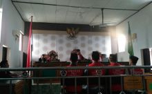 Sidang tiga terdakwa narkoba, salah satunya merupakan oknum polisi yang bertugas di Mapolres Bengkalis/hari