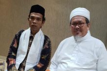 Ustaz Tengku Zulkarnain saat bertemu Ustaz Abdul Somad di Aceh