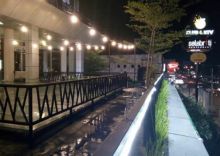 Restro Selebriti yang berada di jalan Jenderal Sudirman Pekanbaru./nof