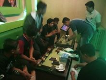 Polisi bersama TNI menggelarrazia di tempat hiburan malam di Mandau/hari