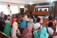 Suasana Sidang Dugaan Korupsi Alkes RSUD Arifin Ahmad Pekanbaru.