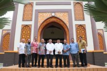 kunjungan Bupati Siak Drs. H. Syamsuar, M.Si. dan Brigjen (Purn.) Edy Natar Nasution, S.I.P. beserta rombongan  saat kunjungan di PCR/lin