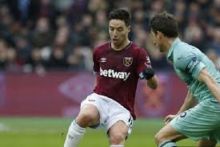 Aksi Ciamik Samir Nasri berhasil redam mantan clubnya Arsenal