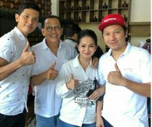 Anna Maria temu kangen artis Jokowi-Ma'ruf (foto/instagram) 