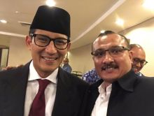 Politisi Partai Demokrat bersama Sandiaga Uno (foto/twitter) 