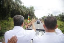 H Syamsuar saat mengunjungi Kecamatan Kandis Siak/lin