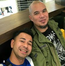 Raffi Ahmad bertemu dengan musisi Ahmad Dhani (foto/int) 
