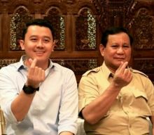 Prabowo pose ala-ala seleb Korea Selatan (foto/instagram) 