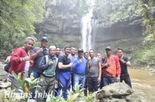 Sekretaris Daerah (Sekda) Said Syarifuddin berkunjung ke objek wisata air terjun 86/ADV