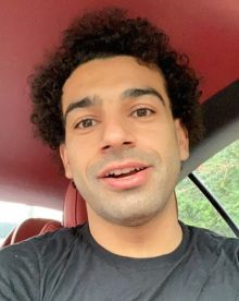 Penampilan baru M Salah yang 'terbebas' dari jenggot dan kumis. Foto: inst 