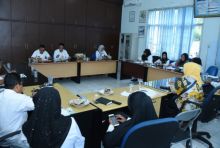 H. Ismail  pimpn rapat/hari