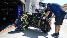 Valentino Rossi menjadi pebalap tertua yang turun pada balapan MotoGP musim tahun 2019. Foto: int 