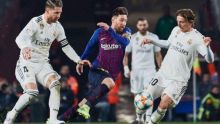 Pemain Real Madrid tak berkutik menghadapi Messi Cs