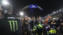 Valentino Rossi bersiap menghadapi balapan di Sirkuit Losail, Qatar, dini hari tadi. Foto: int 