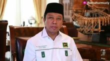 Ketum PPP, Romahurmuziy saat memberikan klarifikasi tentang dia yang menyatakan kepada Aa Gym netral di Pilpres 2019