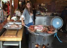  Ruo Yan, sang Dewi Barbeque