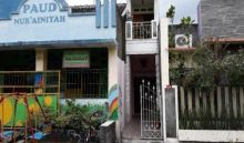 Begini penampilan rumah selebar 1 meter yang ada di Kota Solo, Jawa Tengah. Foto: int 