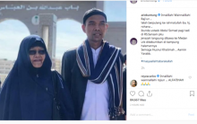 Postingan Arie Untung mengabarkan kabar duka tentang wafatnya ibunda UAS. Foto: int 