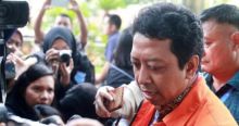 Mantan Ketua UMM PPP Romahurmuziy diperiksa di KPK dalam statusnya sebagai tersangka dugaan jual beli jabatan di Kementerian Agama. Foto: int 