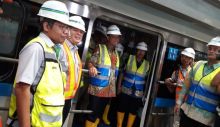 Anies dan pekerja proyek MRT