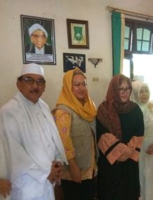 Mbak Tutut di Pondok Pesantren Bahrul Ulum