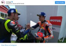 Valentino Rossi Akhirnya Mau Bersalaman dengan Marquez 