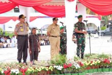 Ciptakan kondisi aman, nyaman dan damai saat Pemilu 2019 digelar Apel Tiga Pilar di Halaman Kantor Gubernur, Senin (1/4/2019) pagi. Foto. Humas Polda Riau