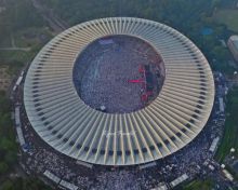 Lautan manusia pendukung Prabowo-Sandi penuhi Stadion GBK Jakarta (foto/int)