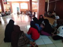 Diskop UKM Pindag melakukan Rapat bersama pedagang Pasar Tradisional Berbasis Modern/zar