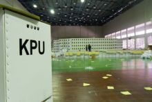 KPU Pekanbaru lakukan pelipatan surat suara