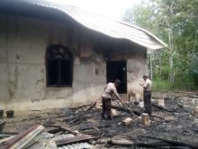 Rumah warga Pelalawan disambar petir/ardi