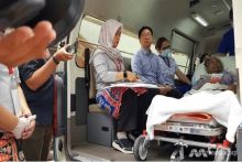 Bigman Sirait, WNI yang memberikan suaranya dalam pemilu Indonesia di kompleks Kedutaan Indonesia di Singapura, Minggu (14/4/2019). Foto/Channel News Asia/Deborah Wong