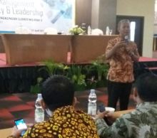 Rektor UIR Sampaikan Mutu dan Tata Kelola Perguruan Tinggi di Forum LLDIKTI X