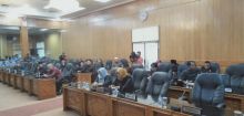 Sejumlah anggota DPRD Bengkalis yang mengahadiri rapati paripurna