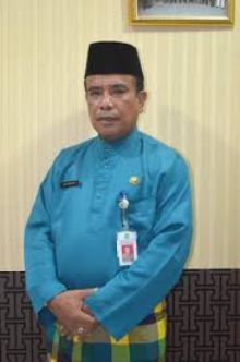 Kepala Dinas Penanaman Modal, Pelayanan Terpadu Satu Pintu dan Tenaga Kerja (DPMPTSPTK), Drs H Revirianto/mad