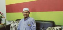 Ustadz H. Ali Ambar/hari