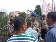 Kedatangan masa dari partai Nasdem  di KPU Bengkalis/hari