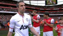 Momen Van Persie saat berseragam MU ketika melawan mantan klubnya Arsenal (foto/int)