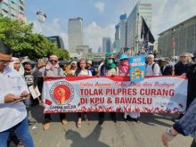 Aksi tolak pemilu curang di kantor Bawaslu RI