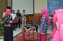 Rasidah resmi dilantik menjadi ketua Tim Penggerak Pemberdayaan Kesejahteraan Keluarga (Tp PKK)/lin