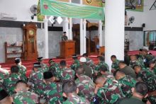 Danrem 031/WB menyampaikan sambutannya dalam acara kegiatan peringatan Nuzullul Qur'an