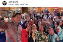 Sandiaga Uno menyapa para relawan di New York, Amerika Serikat (foto/int)