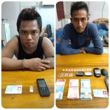 Tersangka bersama barang bukti yang diamankan Polisi/hari