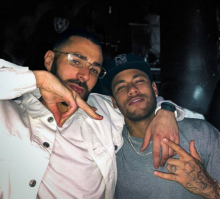 Foto Benzema dan Neymar, yang diunggah dalam akun instagram striker asal Prancis tersebut. Foto: int 