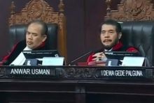 Ketua MK Anwar Usman saat memimpin sidang gugatan PIlpres 2019. Foto: int 