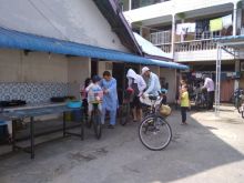 Anak-anak imigran di Pekanbaru (foto/surya)