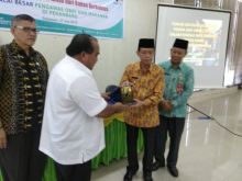  Wabup Zardewan saat membuka Forum Advokasi Komitmen Pemda dan Lintas Sektor/ardi