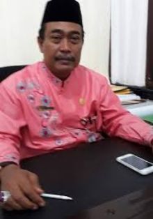 Asisten Ekbang dan Kesos H. Wariman DW, SP/zar