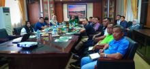 Bupati H. Mursini saat memimpin rapat BPJS Kuansing/zar