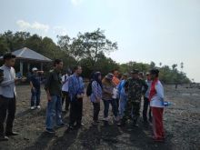 Tim studi Menko Kemaritiman menyambangi sejumlah titik untuk melakukan penelitian dan observasi abrasi/hari